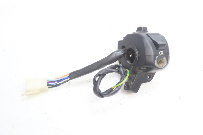 photo de LEFT SWITCH VASTRO GP 2T 50 (2013 - 2017) - Zoom on usage condition