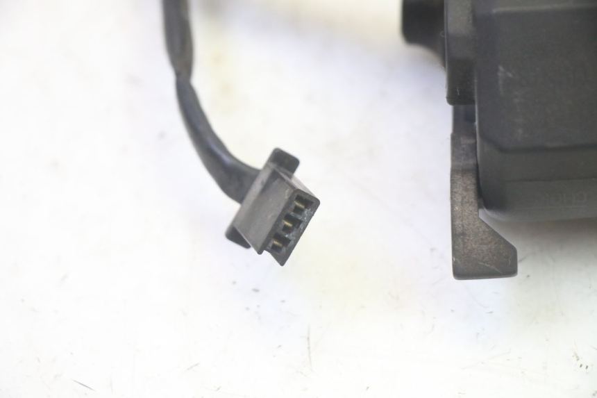 photo de LEFT SWITCH KAWASAKI GPX R WARBIRD 600 (1988 - 1993) - Product overview