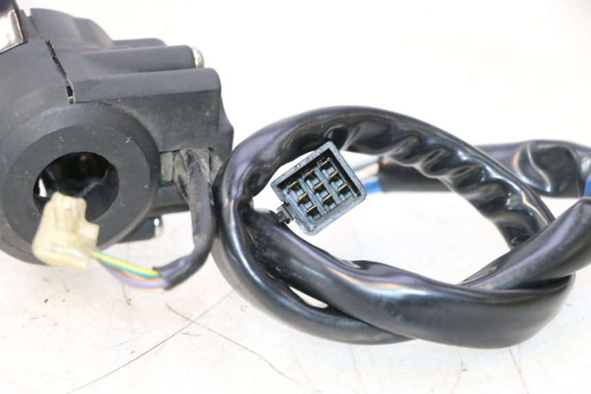 photo de LEFT SWITCH KYMCO GRAND DINK 125 (2008 - 2014) - Zoom on usage condition