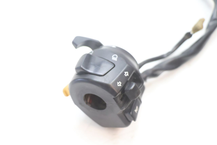 photo de LEFT SWITCH SUZUKI GSF N BANDIT 1200 (2001 - 2005) - Alternative perspective