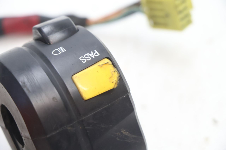 photo de LEFT SWITCH SUZUKI GSR 600 (2005 - 2012) - Product overview