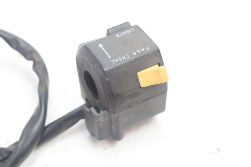 photo de LEFT SWITCH SUZUKI GSX F GSXF 750 (1988 - 1998) - Technical close-up