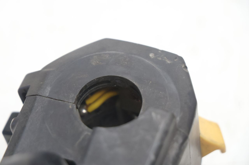 photo de LEFT SWITCH SUZUKI GSX F GSXF 750 (1988 - 1998) - Product overview
