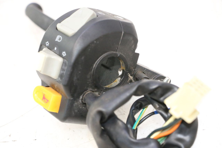 photo de LEFT HANDLEBAR SWITCH EUROCKA GTR 50 (2007 - 2017) - Alternative perspective