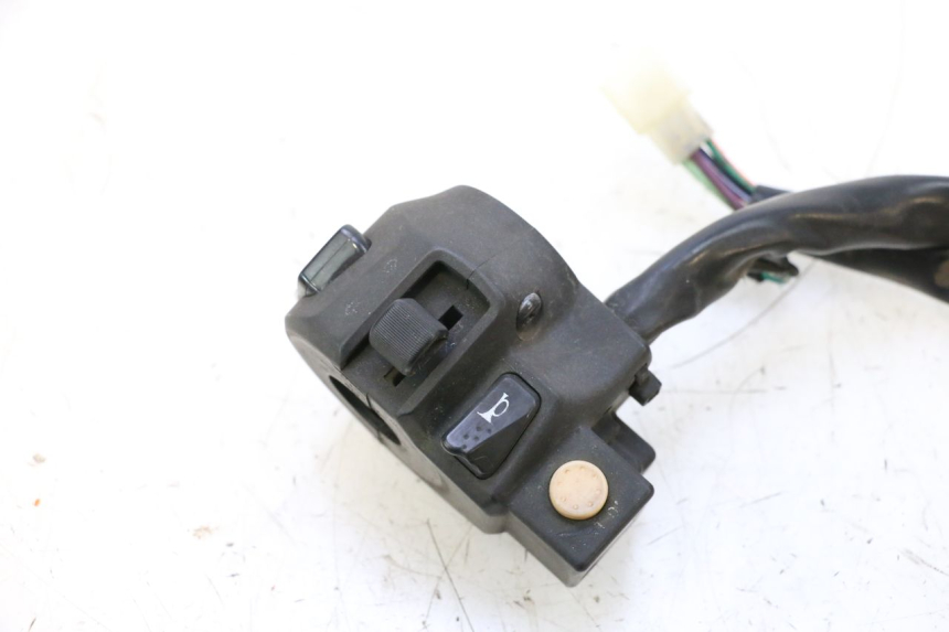 photo de LEFT SWITCH SYM GTS EVO 125 (2009 - 2013) - Component detail