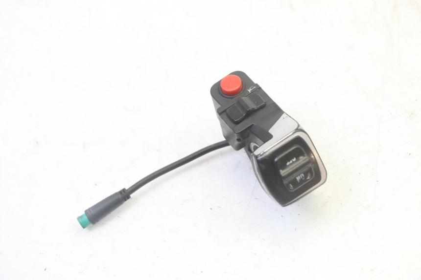 photo de LEFT SWITCH HITWAY H5 1 - Zoom on usage condition