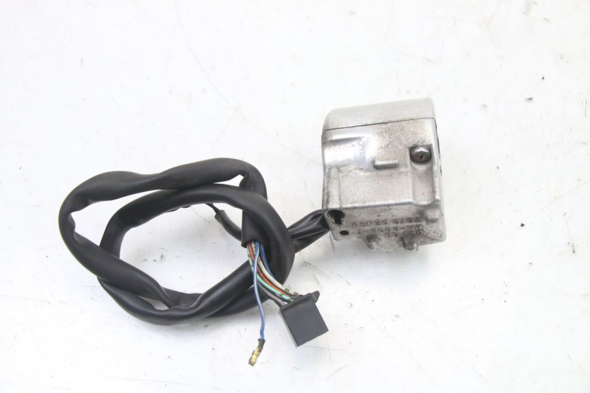 photo de LEFT SWITCH HONDA VT C2 SHADOW 750 (1997 - 2001) - Technical close-up