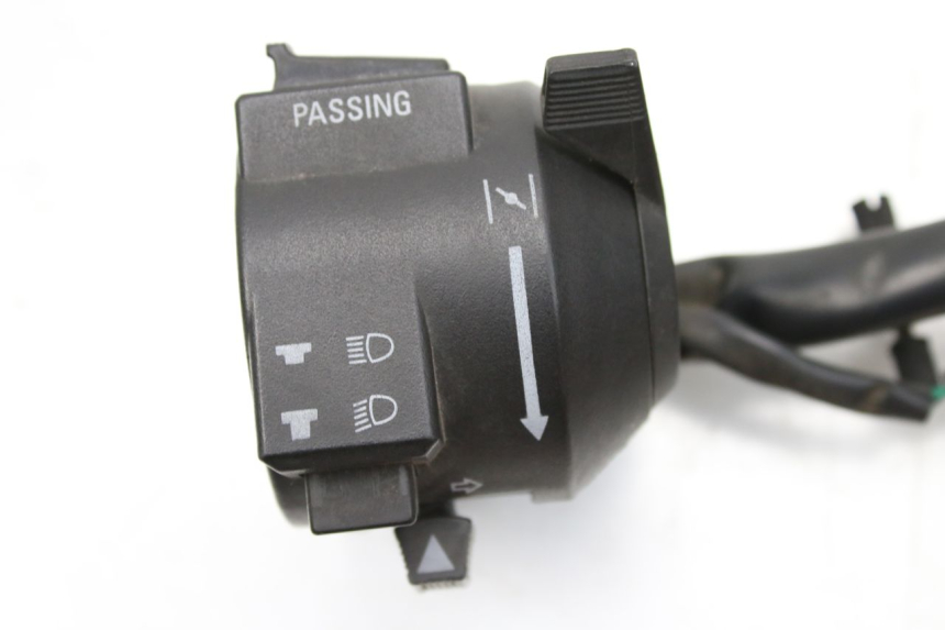 photo de LEFT SWITCH SYM HUSKY 125 (1999 - 2005) - Alternative perspective