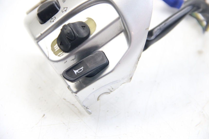 photo de LEFT HANDLEBAR SWITCH YAMAHA HW XENTER 125 (2011 - 2017) - Component detail
