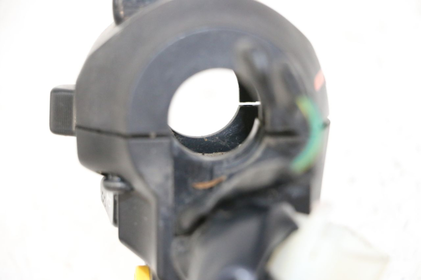 photo de LEFT SWITCH SYM JOYMAX 125 (2010 - 2017) - Technical close-up