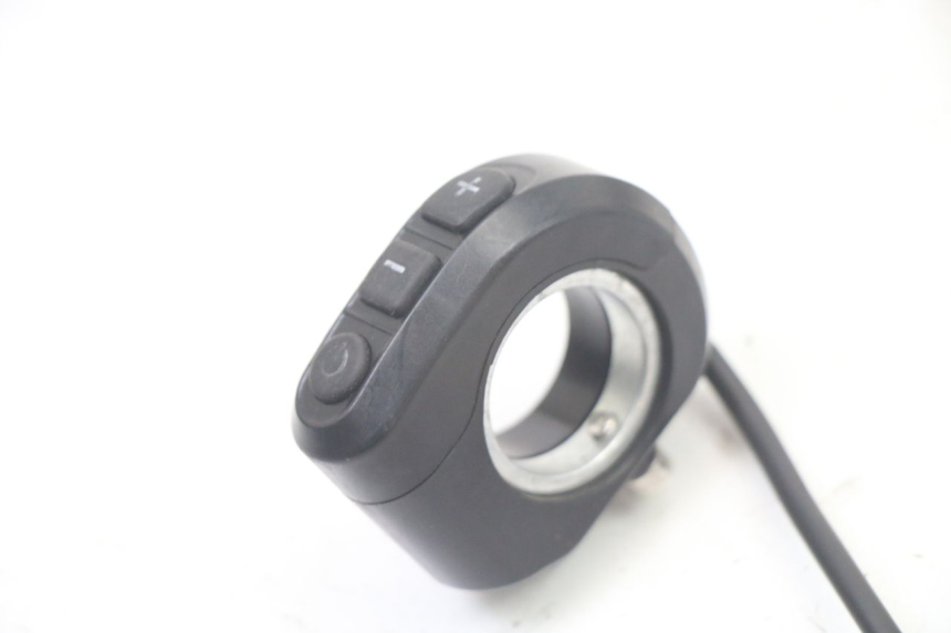 photo de LEFT SWITCH JOYOR S10-S-Z 1 - Zoom on usage condition