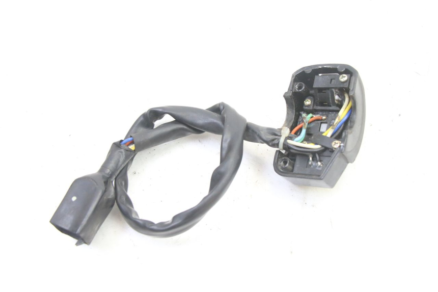 photo de LEFT HANDLEBAR SWITCH PEUGEOT KISBEE 2T 50 (2010 - 2017) - Technical close-up