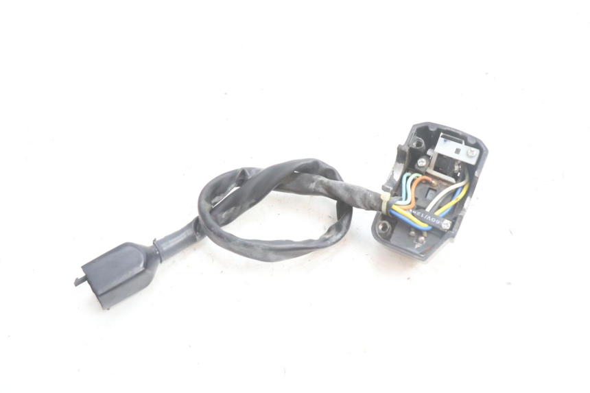 photo de LEFT HANDLEBAR SWITCH PEUGEOT KISBEE 2T 50 (2010 - 2017) - Product overview