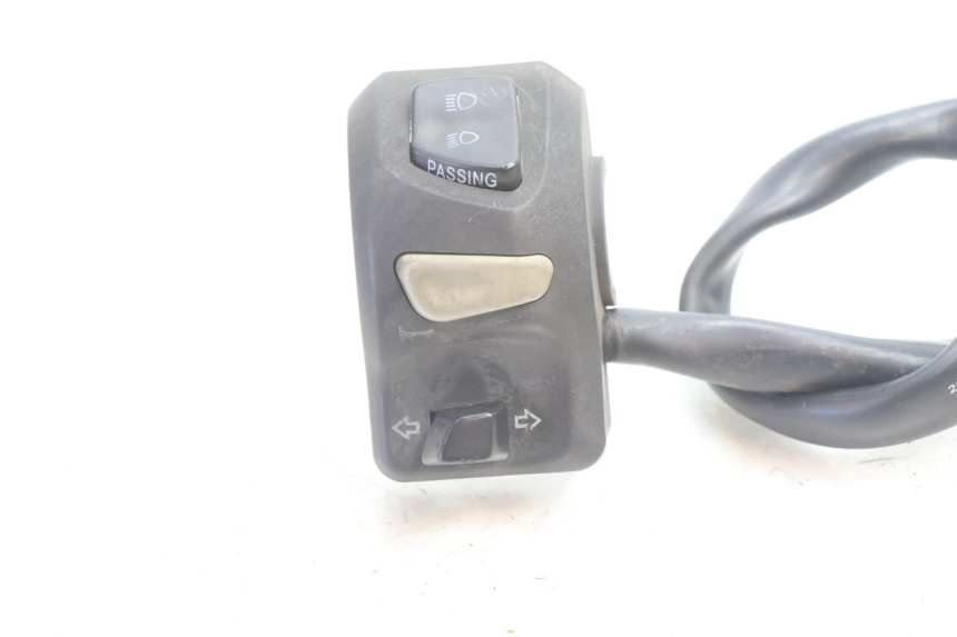 photo de LEFT HANDLEBAR SWITCH PEUGEOT KISBEE 2T 50 (2010 - 2017) - Component detail