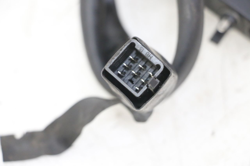 photo de LEFT HANDLEBAR SWITCH PEUGEOT KISBEE 4T 50 (2010 - 2017) - Technical close-up