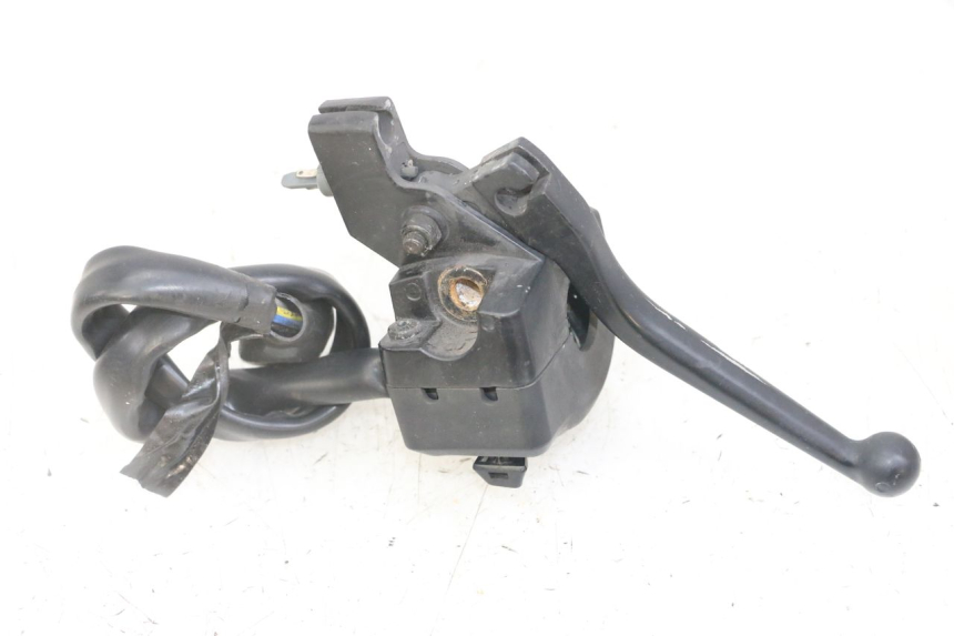 photo de LEFT HANDLEBAR SWITCH PEUGEOT KISBEE 4T 50 (2018 - 2022) - Zoom on usage condition
