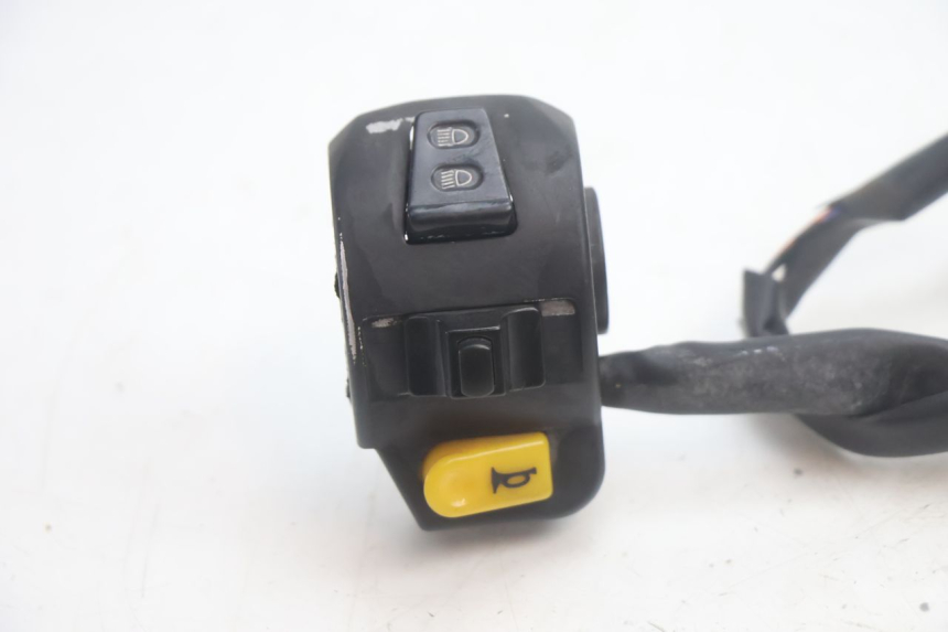 photo de LEFT HANDLEBAR SWITCH PEUGEOT KISBEE 4T 50 (2010 - 2017) - Component detail