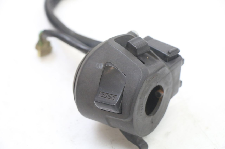 photo de LEFT HANDLEBAR SWITCH KYMCO DINK STREET 125 (2009 - 2014) - Alternative perspective