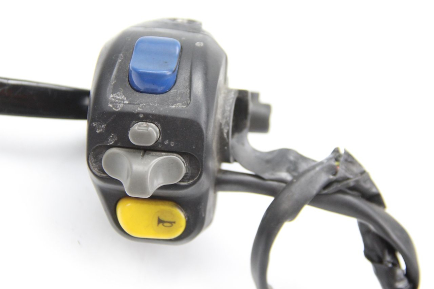 photo de LEFT HANDLEBAR SWITCH PEUGEOT LUDIX 50 (2008 - 2017) - Alternative perspective