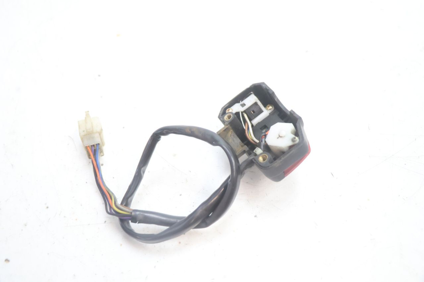 photo de LEFT HANDLEBAR SWITCH PEUGEOT LUDIX 50 (2005 - 2007) - Alternative perspective