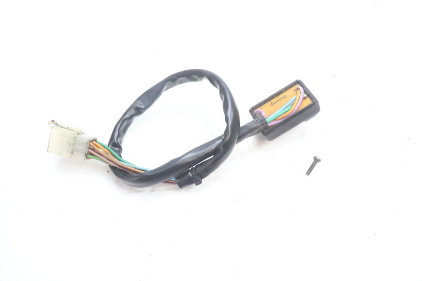 photo de LEFT SWITCH PEUGEOT LUDIX ONE 50 (2004 - 2013) - Technical close-up