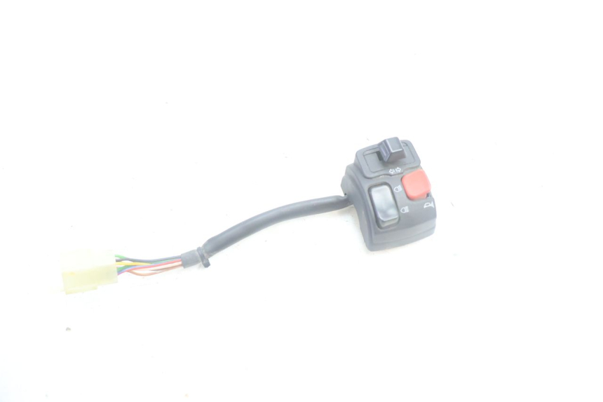 photo de LEFT SWITCH MBK MACH G AC 50 (2002 - 2014) - Zoom on usage condition