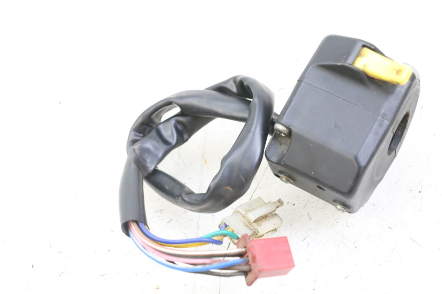 photo de LEFT SWITCH MASAI XL 50 (2012 - 2019) - Zoom on usage condition