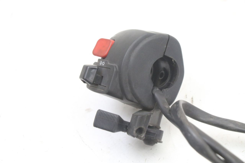 photo de LEFT SWITCH MBK X-LIMIT XLIMIT 50 (2007 - 2012) - Zoom on usage condition