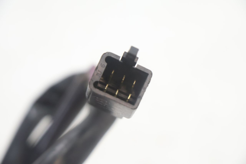 photo de LEFT SWITCH SYM MIO 50 (2005 - 2010) - Distinctive features