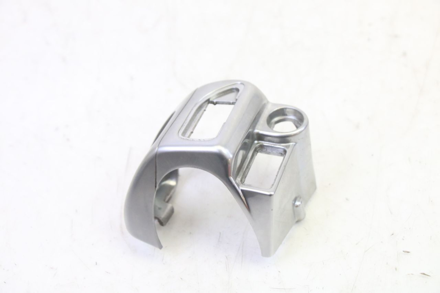 photo de LEFT HANDLEBAR SWITCH PIAGGIO MP3 125 (2006 - 2014) - Zoom on usage condition