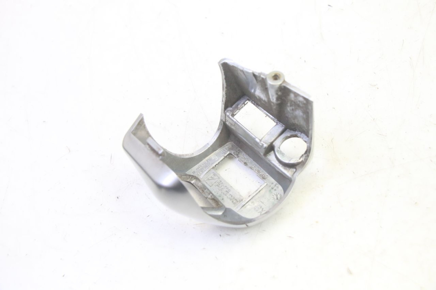 photo de LEFT HANDLEBAR SWITCH PIAGGIO MP3 125 (2006 - 2014) - Alternative perspective