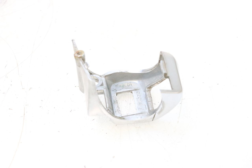 photo de LEFT HANDLEBAR SWITCH PIAGGIO MP3 125 (2006 - 2014) - Alternative perspective