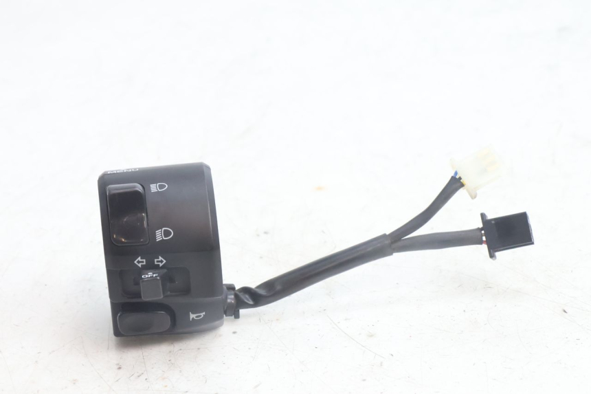 photo de LEFT SWITCH YAMAHA N-MAX NMAX 125 (2021 - 2024) - Main view