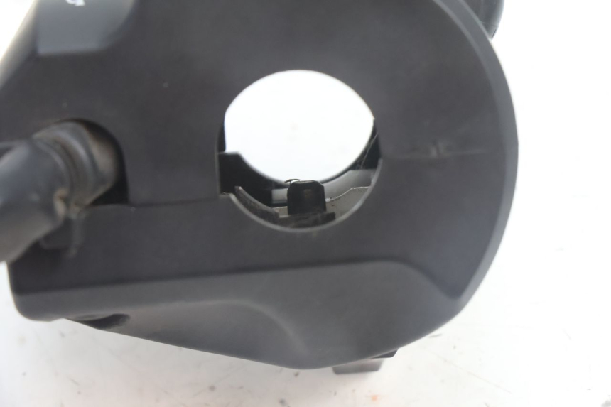 photo de LEFT SWITCH YAMAHA N-MAX NMAX 125 (2021 - 2024) - Product overview