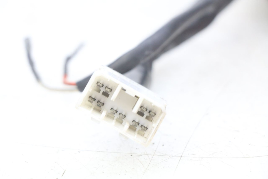 photo de LEFT HANDLEBAR SWITCH GILERA NEXUS 125 (2009 - 2013) - Zoom on usage condition