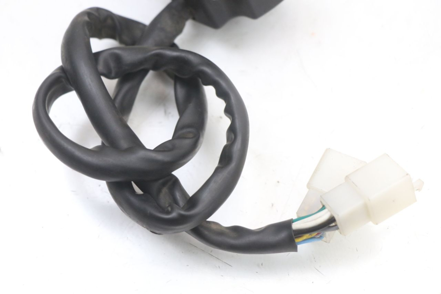 photo de LEFT SWITCH MOTO GUZZI NORGE 8V GT 1200 (2011 - 2016) - Fixing points details