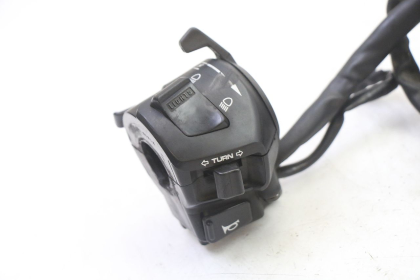 photo de LEFT SWITCH HONDA NTV DEAUVILLE 650 (2001 - 2006) - Alternative perspective