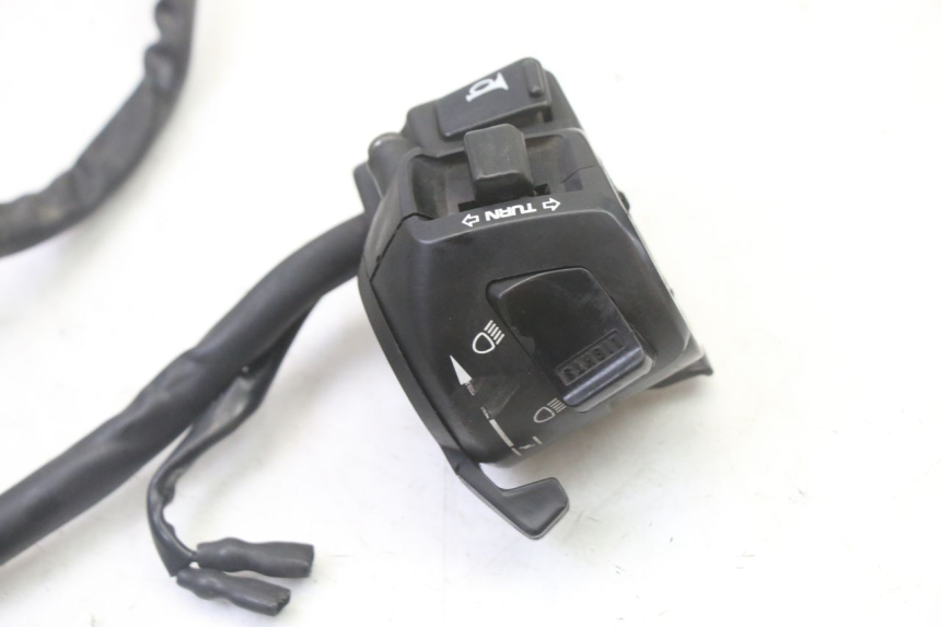 photo de LEFT SWITCH HONDA NTV DEAUVILLE 650 (2001 - 2006) - Product overview