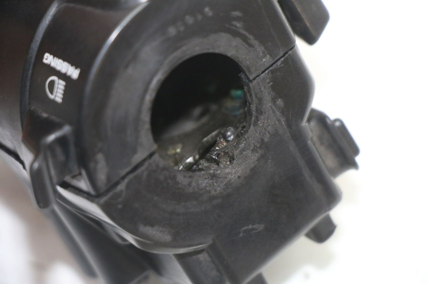 photo de LEFT SWITCH HONDA NTV DEAUVILLE 650 (2001 - 2006) - Checked used part