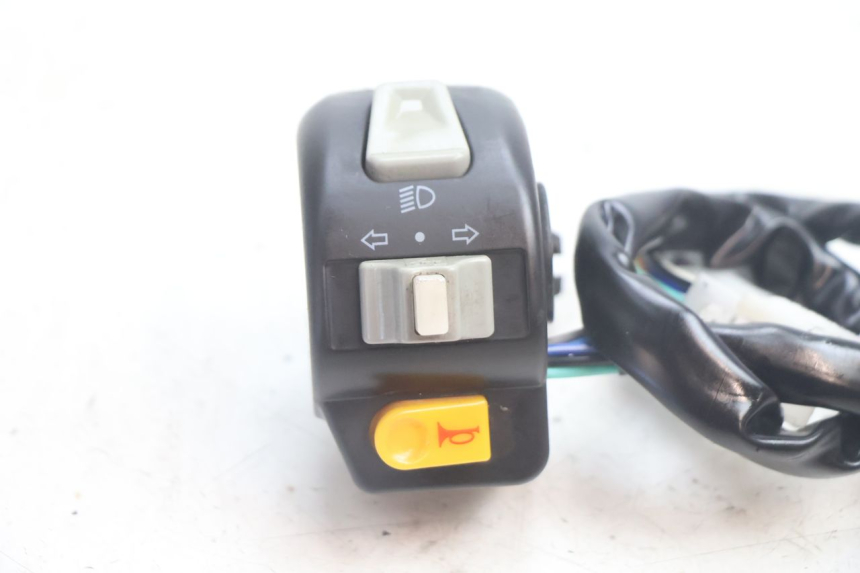 photo de LEFT SWITCH JM MOTORS OLDIES 4T 50 (2020 - 2026) - Component detail