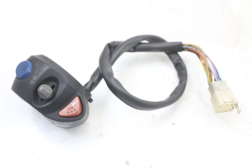 photo de LEFT HANDLEBAR SWITCH PEUGEOT ELYSTAR 50 (2002 - 2014) - Component detail