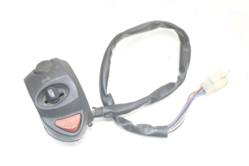 photo de LEFT HANDLEBAR SWITCH PEUGEOT SATELIS 125 (2010 - 2012) - Main view