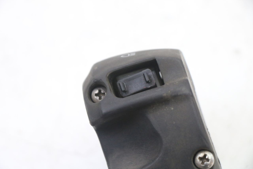 photo de LEFT SWITCH PEUGEOT SATELIS 125 (2013 - 2018) - Product overview