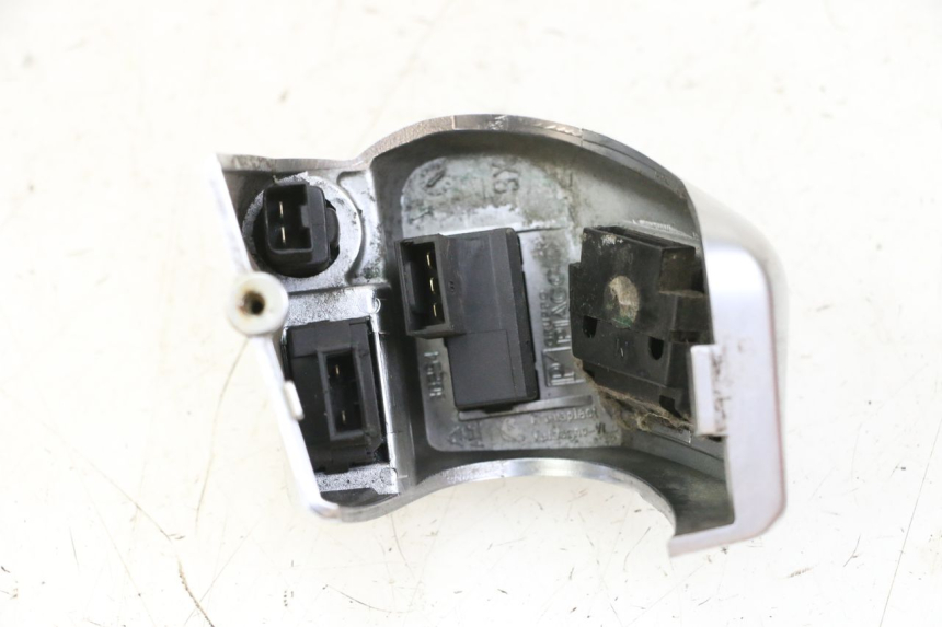 photo de LEFT HANDLEBAR SWITCH PIAGGIO MP3 125 (2006 - 2014) - Component detail
