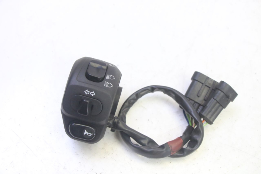 photo de LEFT SWITCH LIGIER PULSE 3 1 (2014 - 2020) - Main view