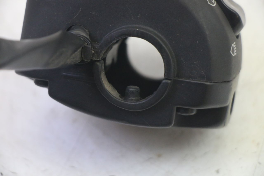 photo de LEFT SWITCH LIGIER PULSE 3 1 (2014 - 2020) - Fixing points details