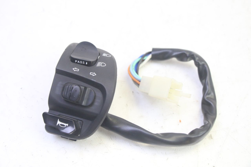 photo de LEFT SWITCH EFUN PUSA 1 - Main view