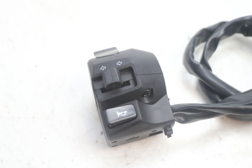 photo de LEFT SWITCH JM MOTORS R-MAX TECH 50 (2024 - 2026) - Component detail