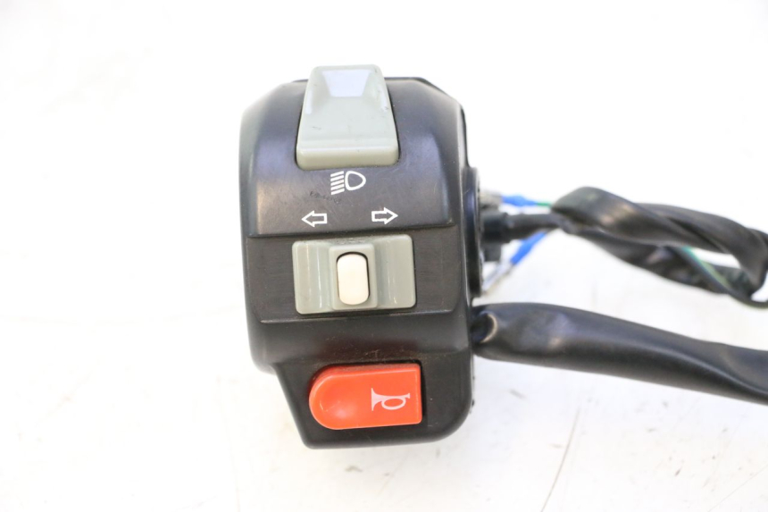 photo de LEFT SWITCH VASTRO R-ONE 4T 50 (2014 - 2022) - Markings and original references