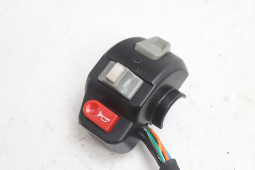 photo de LEFT HANDLEBAR SWITCH RIDE RACE GT 2T 50 (2012 - 2017) - Component detail